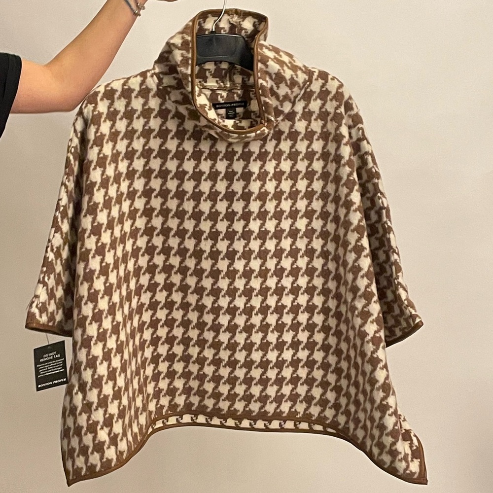 Boston Proper Houndstooth Cape